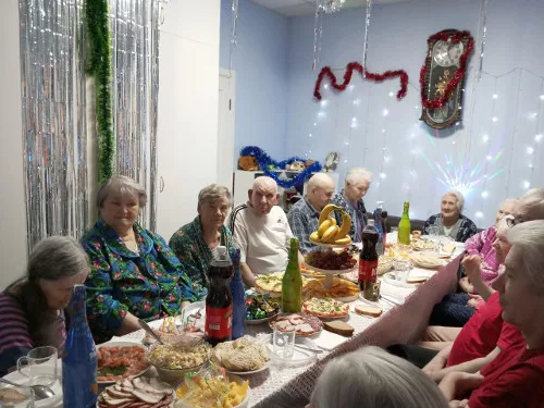 «Дом Бабушек и Дедушек» встречает Деда Мороза!