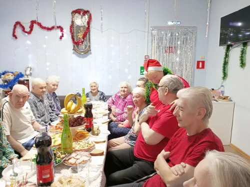 «Дом Бабушек и Дедушек» встречает Деда Мороза!