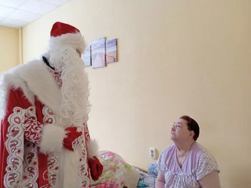 «Дом Бабушек и Дедушек» встречает Деда Мороза!