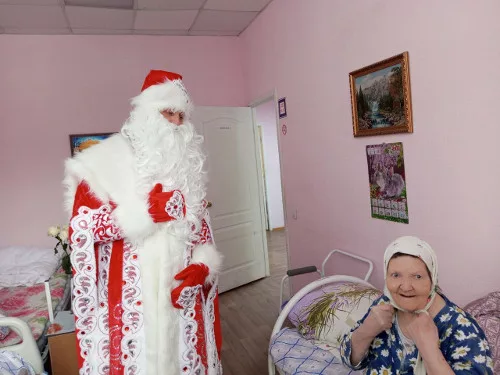 «Дом Бабушек и Дедушек» встречает Деда Мороза!